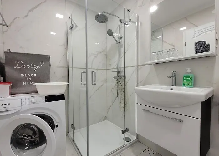 Carla2 Direkt Am By Interhome Omisalj